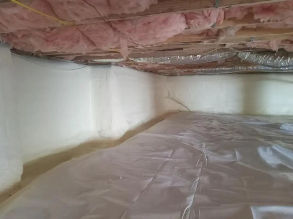 Crawl space encapsulation with closed-cell spray foam for Roof Maintenance in Fairview Heights